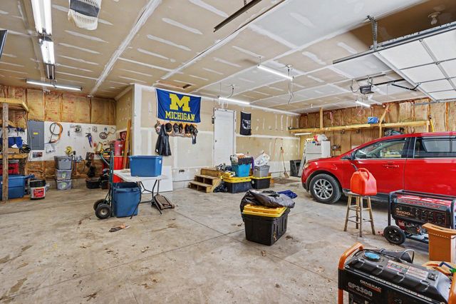 416 E River Road, Dalton Twp, MI 49445