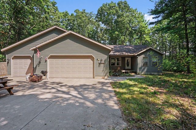 416 E River Road, Dalton Twp, MI 49445