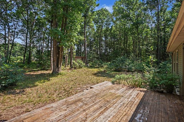 416 E River Road, Dalton Twp, MI 49445