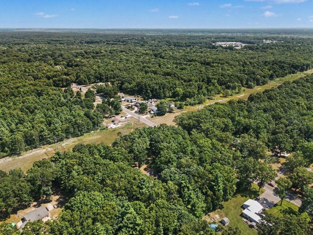 416 E River Road, Dalton Twp, MI 49445