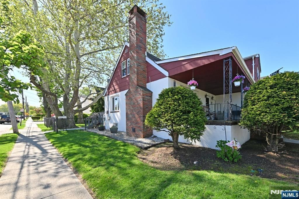 217 Grove Street, Lodi, NJ 07644