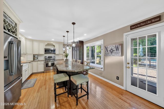 77 Wellington Road, Freehold, NJ 07728