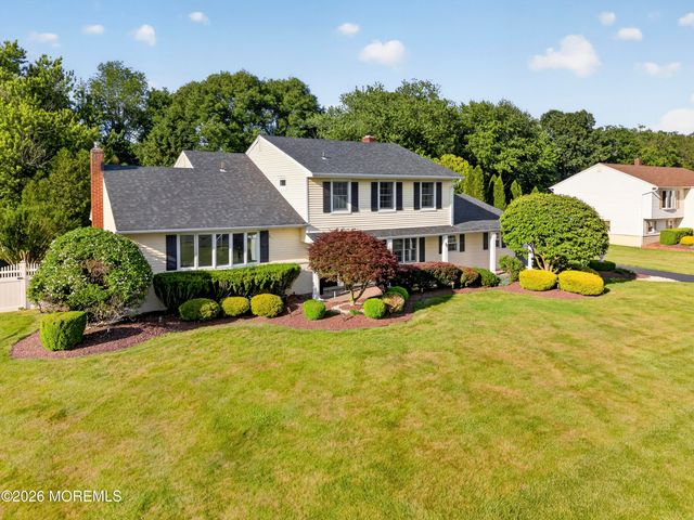 77 Wellington Road, Freehold, NJ 07728