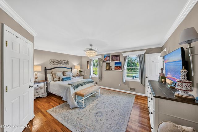 77 Wellington Road, Freehold, NJ 07728
