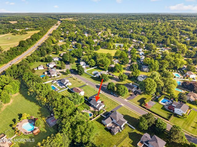 77 Wellington Road, Freehold, NJ 07728
