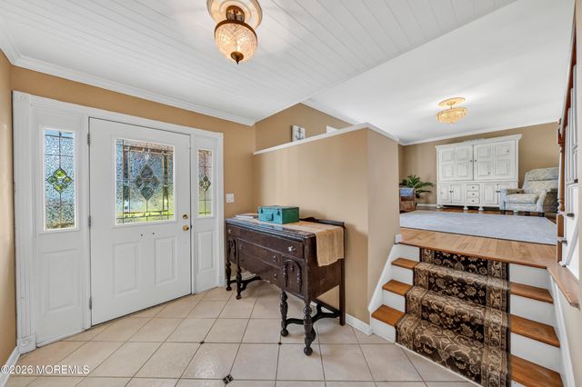 77 Wellington Road, Freehold, NJ 07728