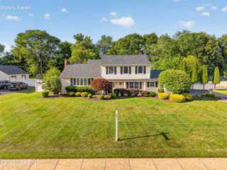 77 Wellington Road, Freehold, NJ 07728