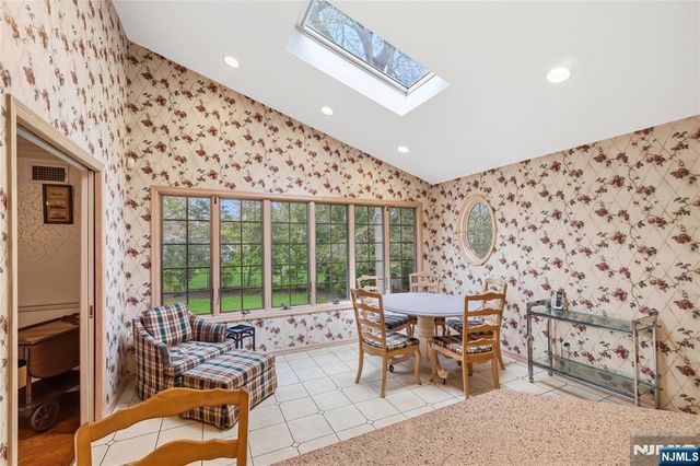 7 Douglas Terrace, Woodcliff Lake, NJ 07677