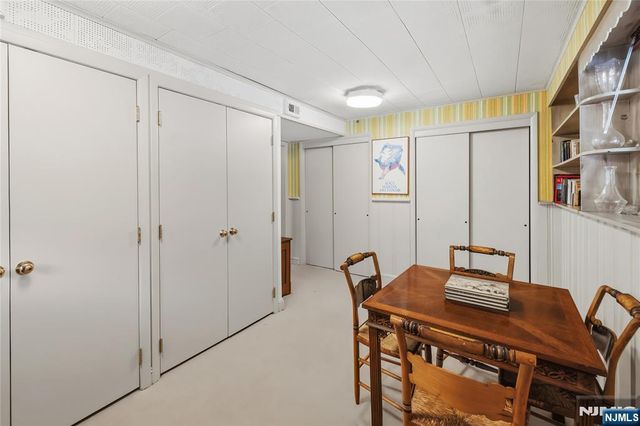 7 Douglas Terrace, Woodcliff Lake, NJ 07677