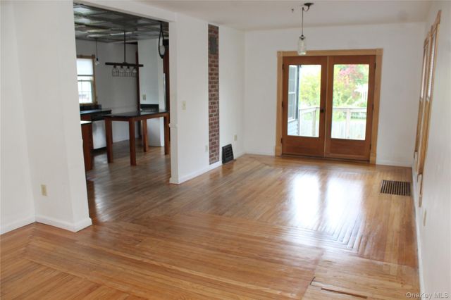 295 Lucas Avenue, Kingston, NY 12401