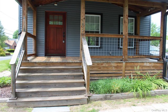 295 Lucas Avenue, Kingston, NY 12401