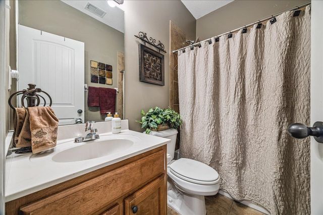 6105 FRANCES WOOD DR, Bartlett, TN 38135