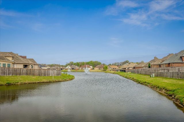 6105 FRANCES WOOD DR, Bartlett, TN 38135