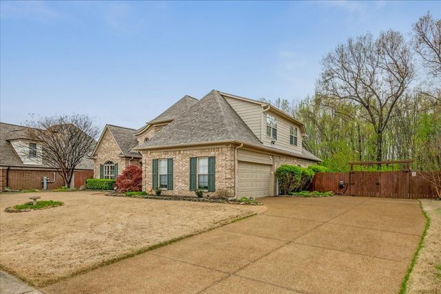 6105 FRANCES WOOD DR, Bartlett, TN 38135