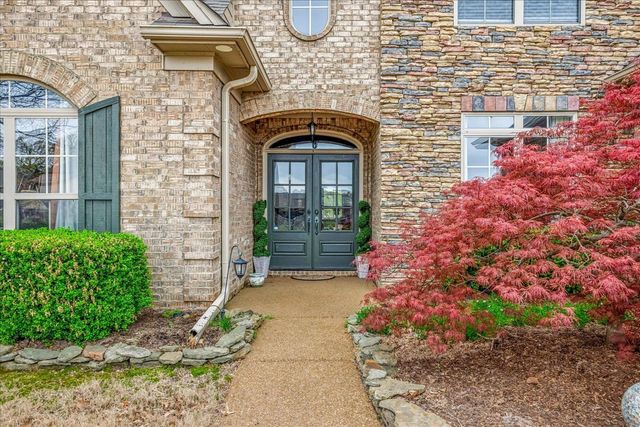 6105 FRANCES WOOD DR, Bartlett, TN 38135