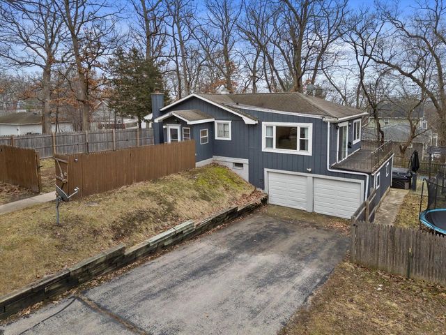 W4103 Woodland DRIVE, Lake Geneva, WI 53147