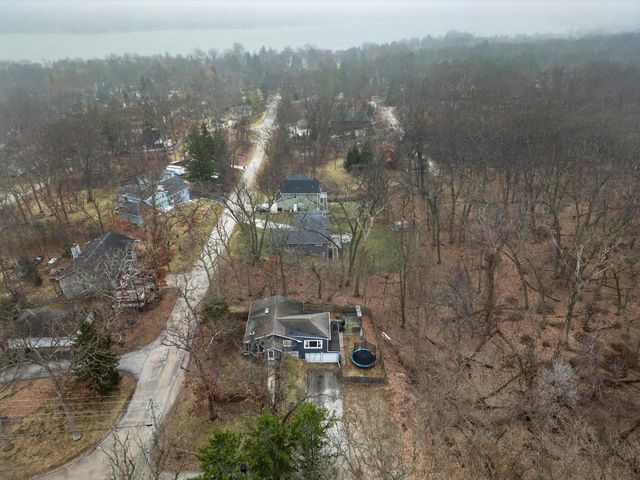 W4103 Woodland DRIVE, Lake Geneva, WI 53147