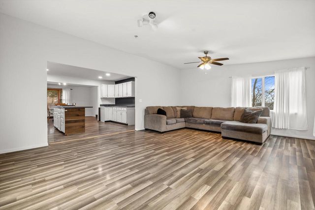 W4103 Woodland DRIVE, Lake Geneva, WI 53147