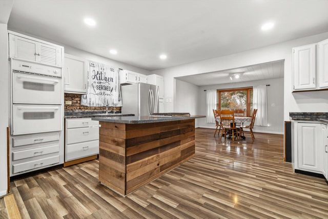 W4103 Woodland DRIVE, Lake Geneva, WI 53147