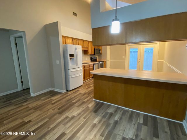 421 FILMORE Drive, Jacksonville, FL 32225