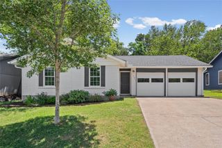 1001 Speer LN, Austin, TX 78745