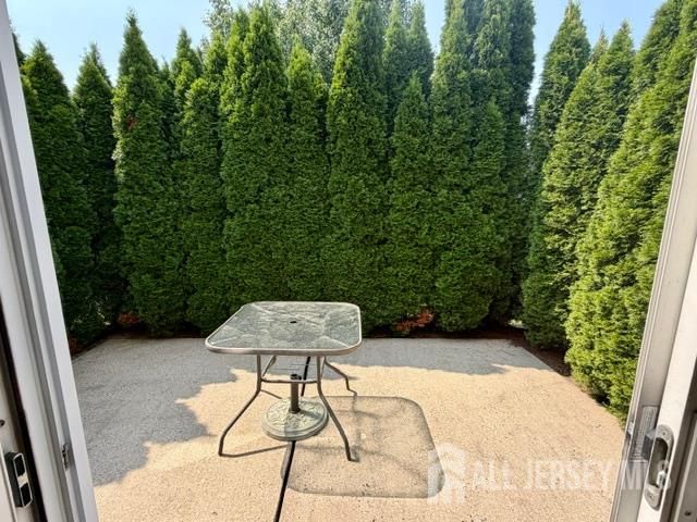 653 Yorktown Lane B, Monroe, NJ 08831