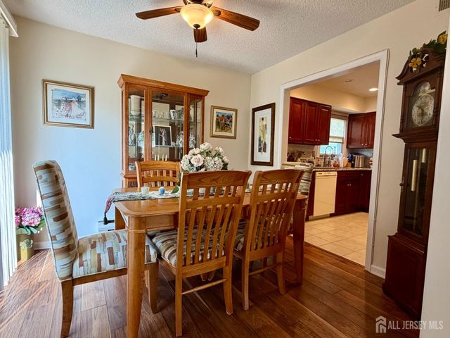 653 Yorktown Lane B, Monroe, NJ 08831