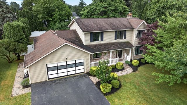 114 Kirkstone, Greece, NY 14626