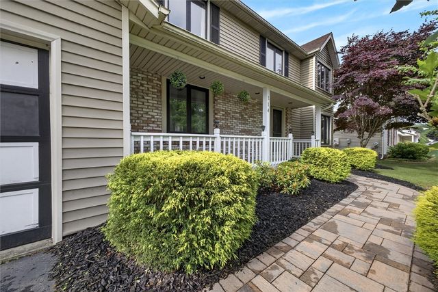 114 Kirkstone, Greece, NY 14626