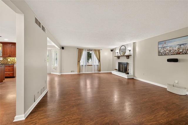 114 Kirkstone, Greece, NY 14626