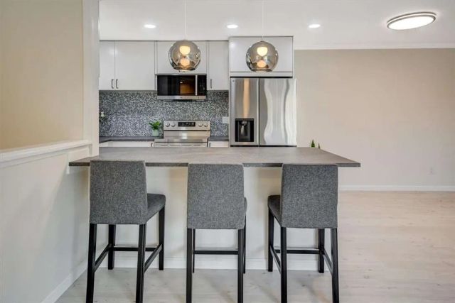 10406 Caminito Rimini, San Diego, CA 92129