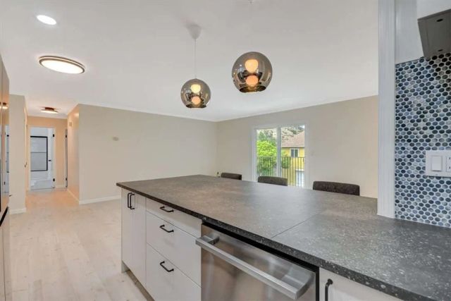 10406 Caminito Rimini, San Diego, CA 92129
