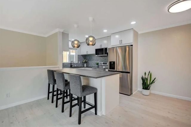 10406 Caminito Rimini, San Diego, CA 92129