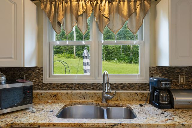 7368 Walker Rd, Fairview, TN 37062