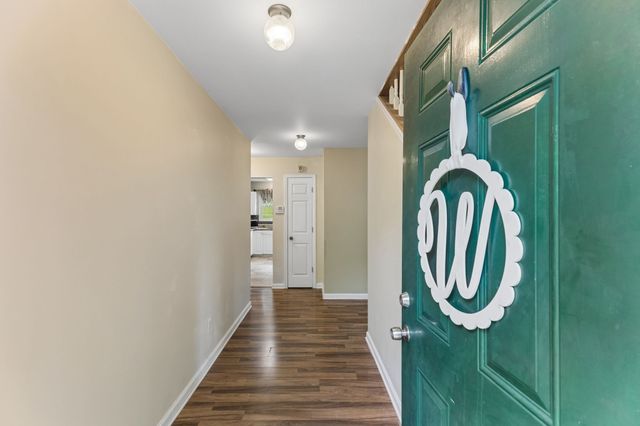 7368 Walker Rd, Fairview, TN 37062