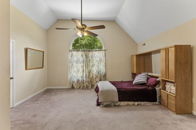 7368 Walker Rd, Fairview, TN 37062