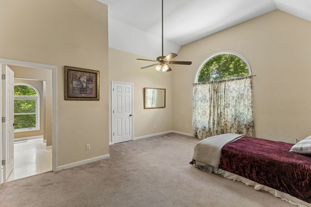 7368 Walker Rd, Fairview, TN 37062