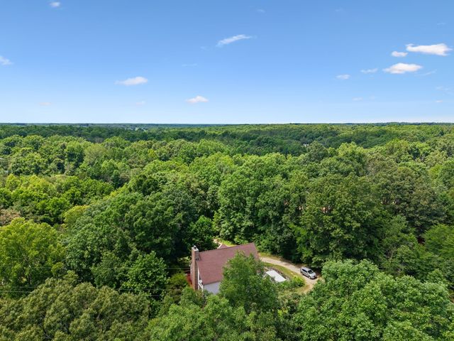 7368 Walker Rd, Fairview, TN 37062