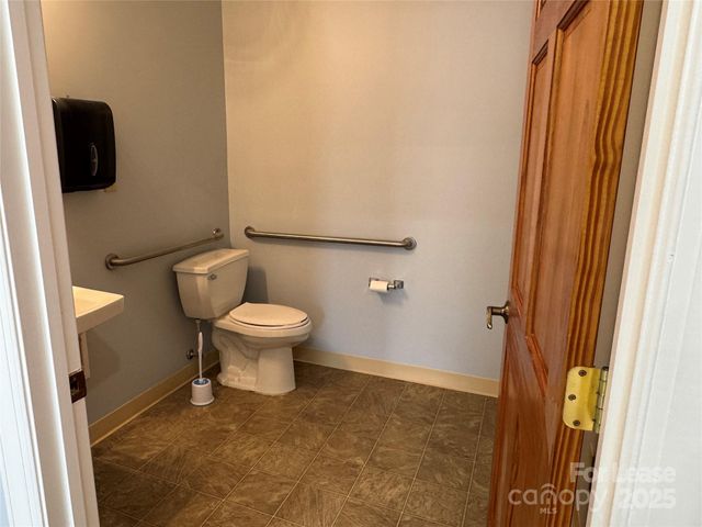 7804 Commerce Drive Ste. A, Denver, NC 28037