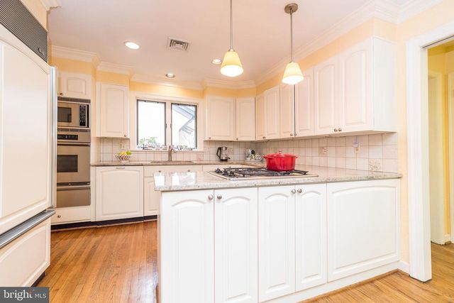 12 BUGLE LN, Blue Bell, PA 19422