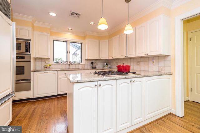 12 BUGLE LN, Blue Bell, PA 19422