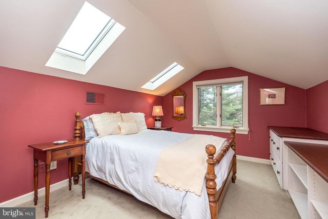 12 BUGLE LN, Blue Bell, PA 19422