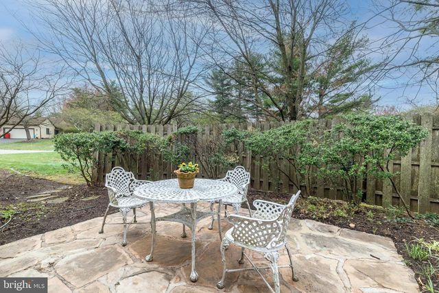 12 BUGLE LN, Blue Bell, PA 19422