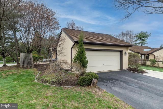 12 BUGLE LN, Blue Bell, PA 19422