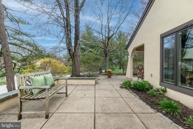 12 BUGLE LN, Blue Bell, PA 19422