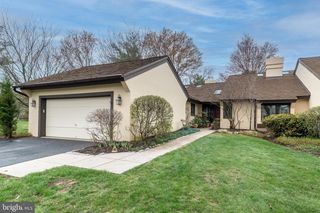 12 BUGLE LN, Blue Bell, PA 19422