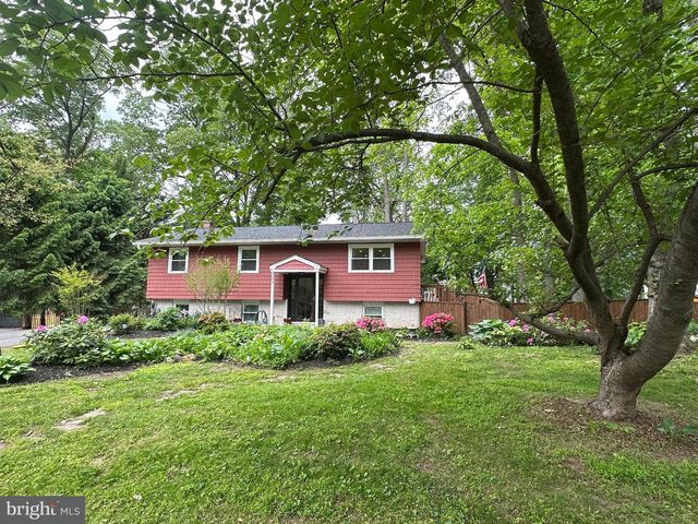 5804 MIRIAM DR, Sykesville, MD 21784
