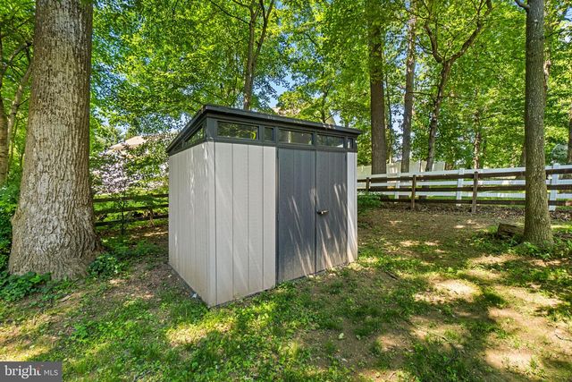 5804 MIRIAM DR, Sykesville, MD 21784