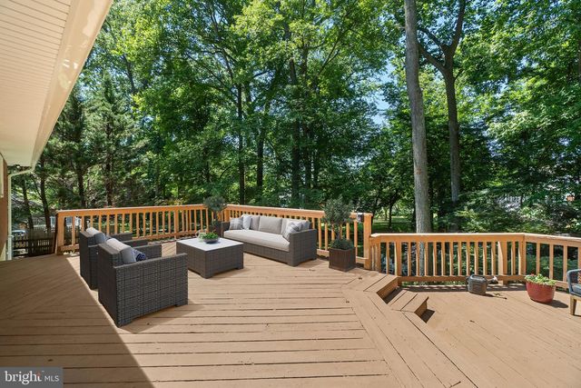 5804 MIRIAM DR, Sykesville, MD 21784