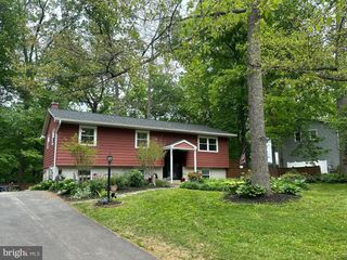 5804 MIRIAM DR, Sykesville, MD 21784